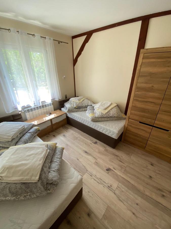 Osrodek Wypoczynkowy Wratislavia Hotel Radzyń Kültér fotó